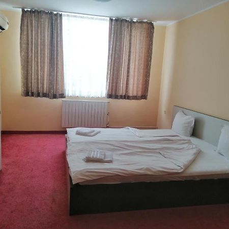 Hotel Panorama Gabrovo Luaran gambar