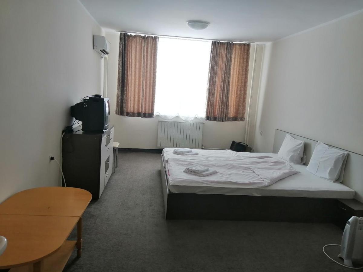 Hotel Panorama Gabrovo Luaran gambar