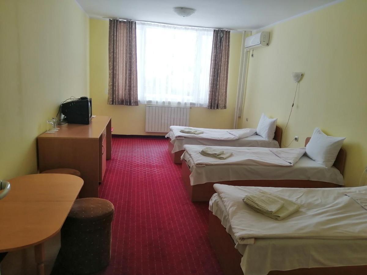 Hotel Panorama Gabrovo Luaran gambar