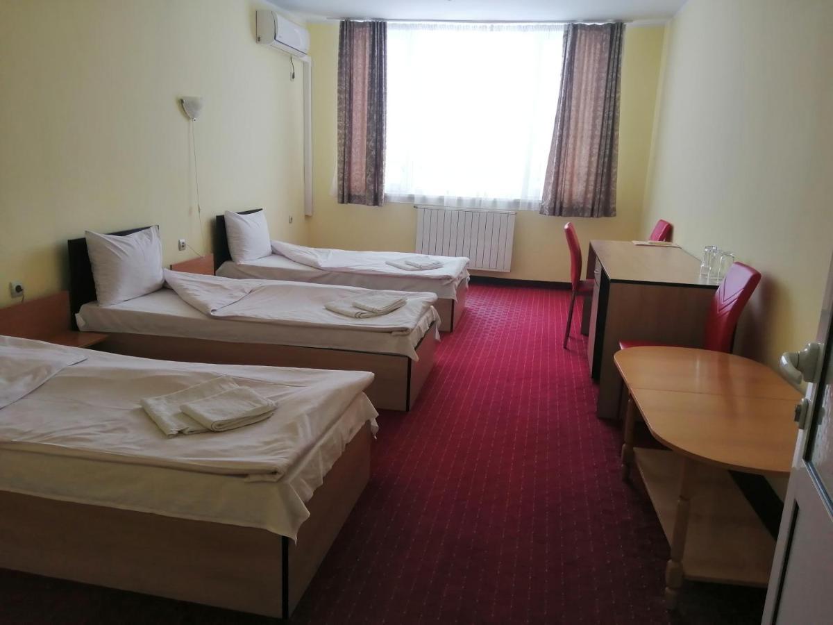 Hotel Panorama Gabrovo Luaran gambar
