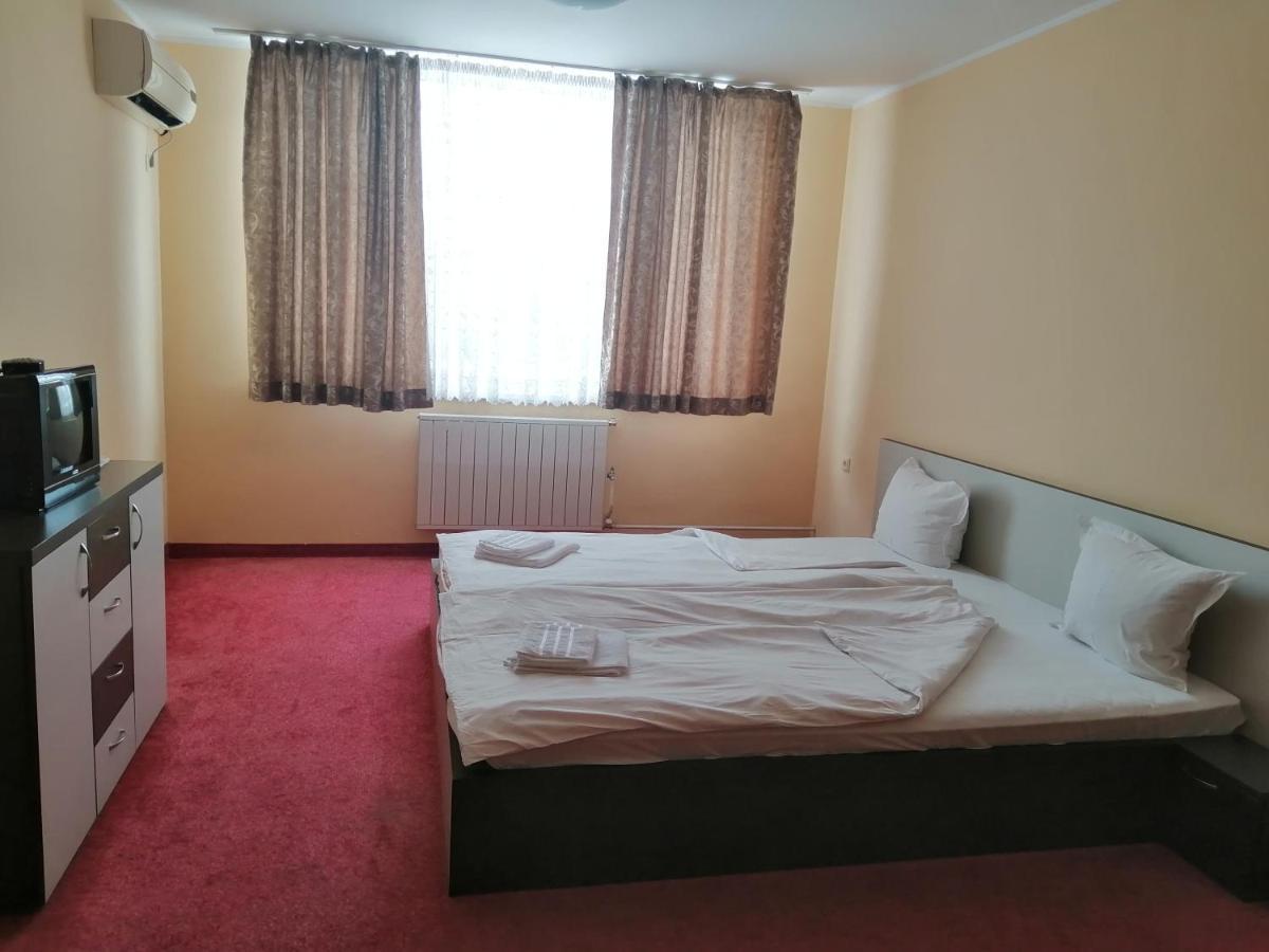 Hotel Panorama Gabrovo Luaran gambar